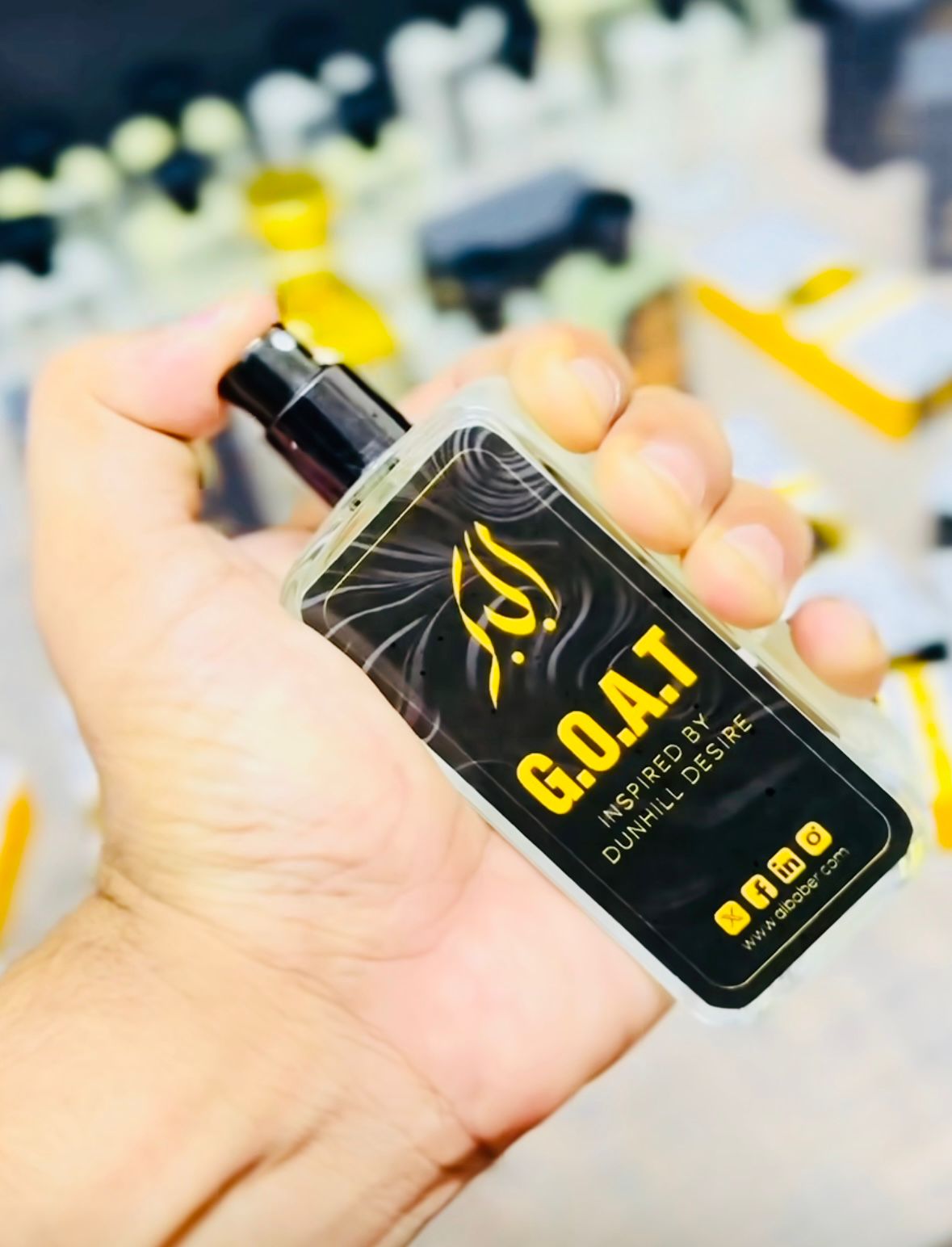 Luxury Perfume in Golden Deal - Hisar and Goat